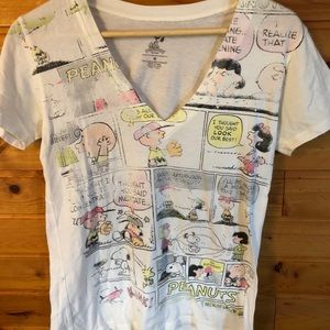 Peanuts t shirt